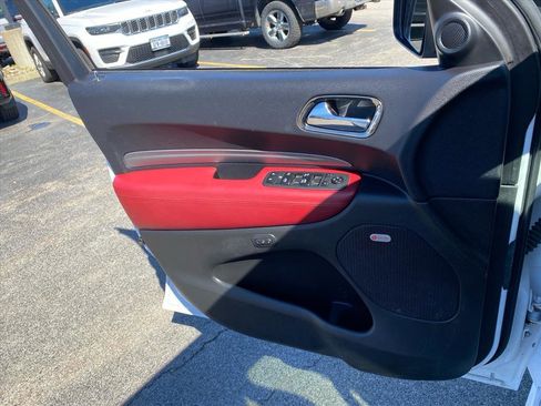 Used 2018 Dodge Durango R/T w/ Blacktop Package AWD/4WD image 23