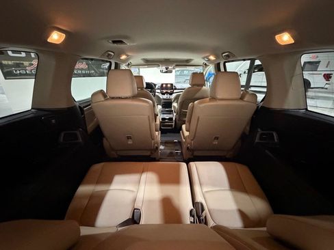 Used 2018 Honda Odyssey EX-L image 20