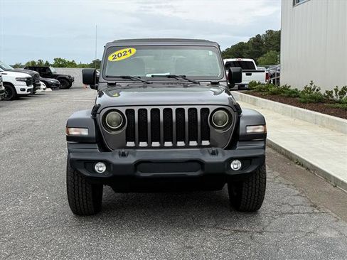 Used 2021 Jeep Wrangler Unlimited Sport AWD/4WD image 8