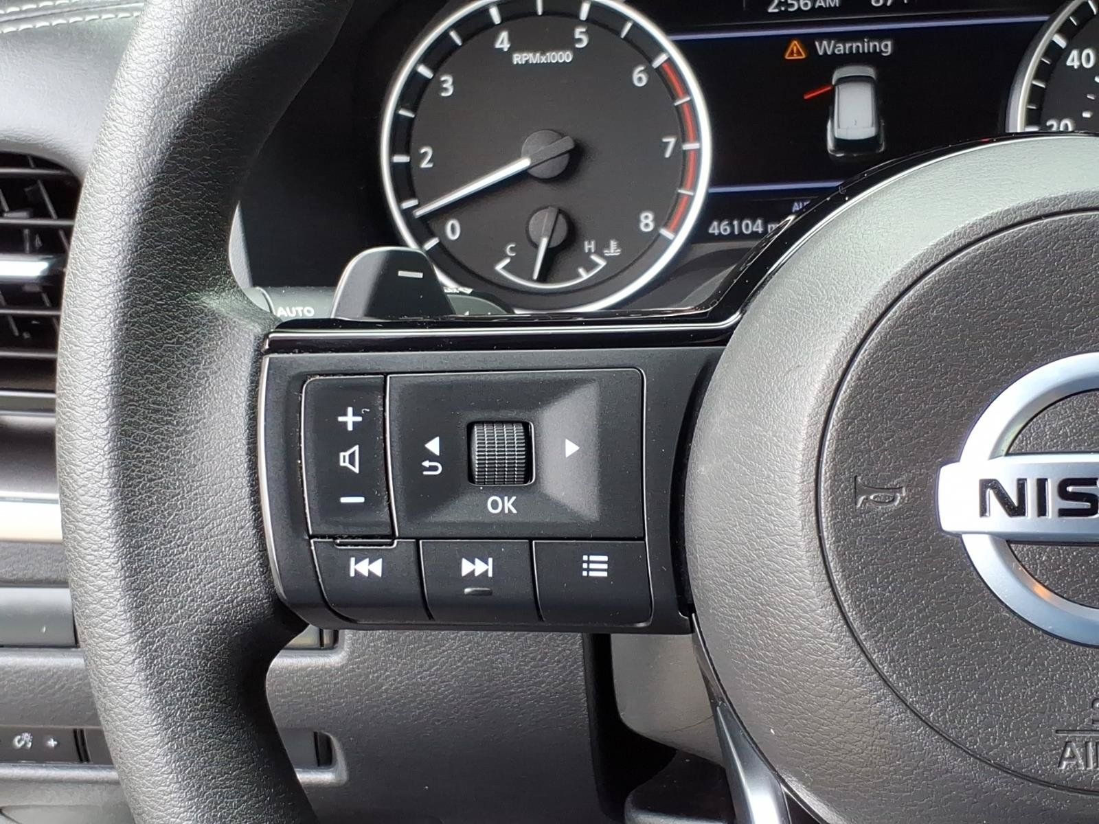 Used 2021 Nissan Rogue SV AWD/4WD image 18