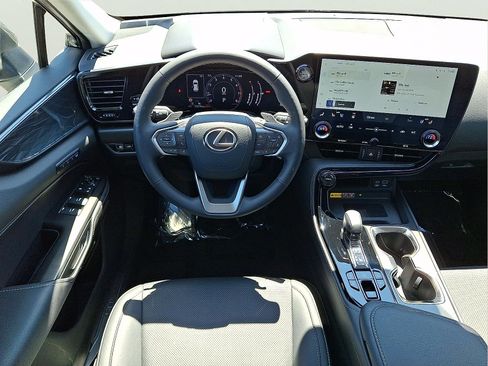 Used 2023 Lexus NX 350 AWD image 12