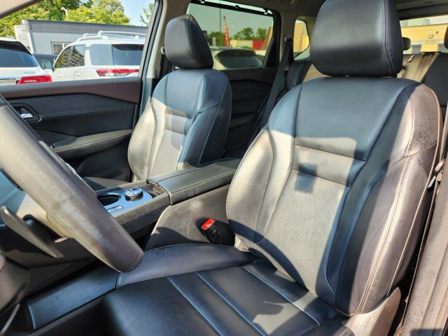 Certified 2023 Nissan Rogue SV w/ SV Premium B Package AWD/4WD image 7