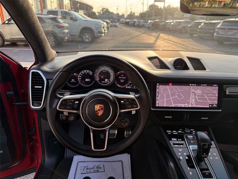 Used 2021 Porsche Cayenne GTS AWD/4WD image 34