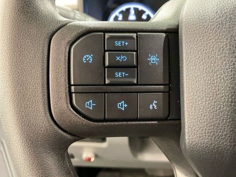 New 2025 Ford F550 4x4 Regular Cab Super Duty image 14