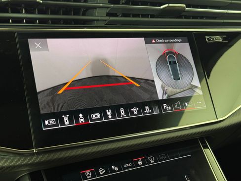 Used 2026 Audi Q8 Prestige w/ Prestige Package image 29