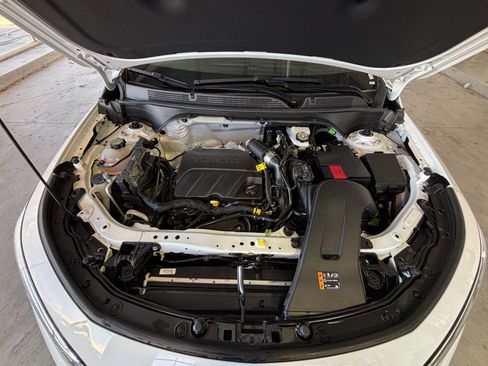 Used 2025 Buick Envista Sport Touring image 31