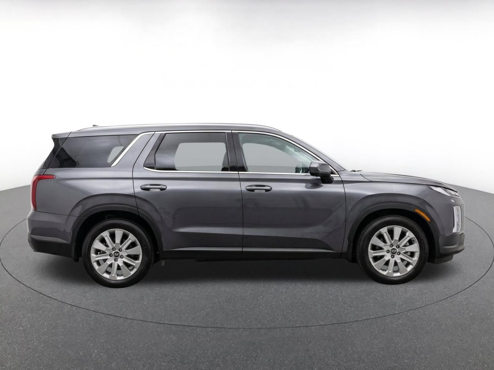 Used 2025 Hyundai Palisade SEL FWD image 9