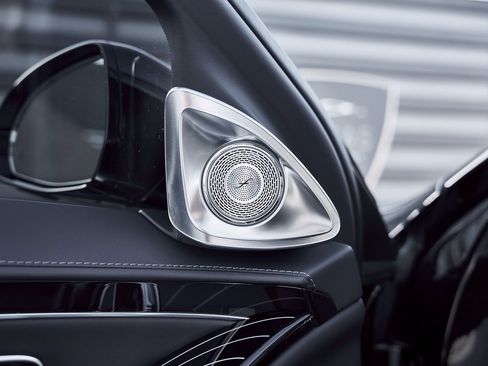 Used 2023 Mercedes-Benz Maybach S 680 4MATIC image 34