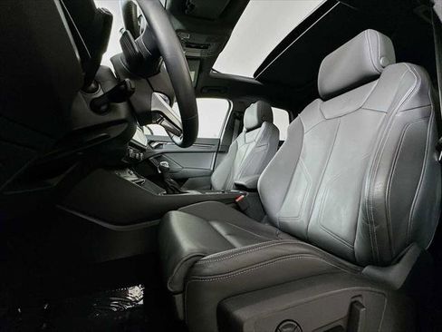 Certified 2024 Audi Q3 2.0T Premium Plus w/ Premium Plus Package AWD/4WD image 19