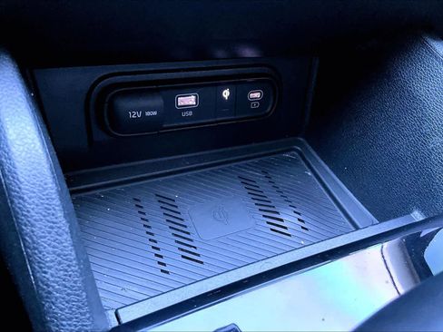 Used 2023 Kia Sportage SX image 33