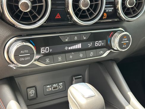 New 2025 Nissan Sentra SR w/ SR Premium Package image 30