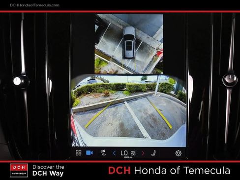 Used 2024 Volvo V60 B5 Cross Country Ultimate image 14