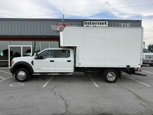 Used 2017 Ford F550 4x4 Crew Cab Super Duty image 11