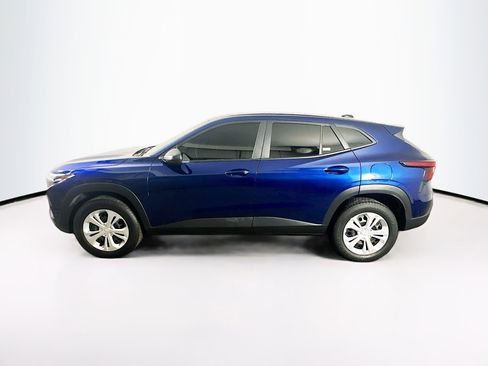 Used 2024 Chevrolet Trax LS w/ Driver Confidence Package image 4