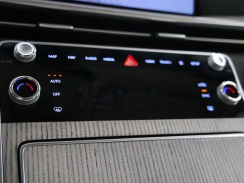 New 2026 Genesis GV80 3.5T Prestige image 32