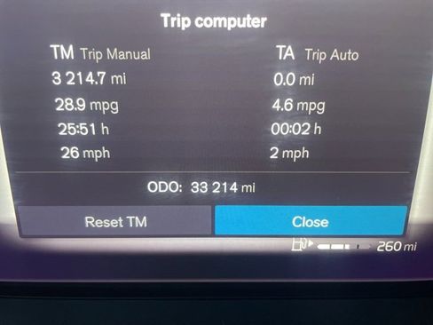 Certified 2023 Volvo XC40 B5 Plus w/ Driver Assist Package image 14