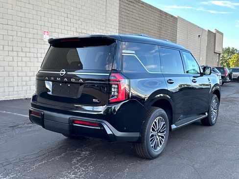 New 2025 Nissan Armada SL w/ Captain's Chari Seat Package image 4