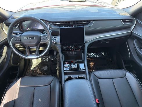 Used 2024 Jeep Grand Cherokee Limited 4xe w/ Luxury Tech Group II image 23