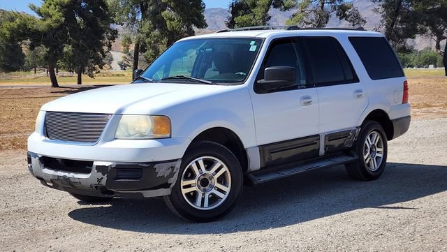 Used 2003 Ford Expedition XLT RWD image 2