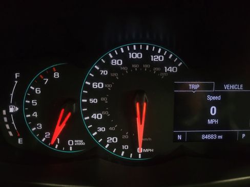 Used 2020 Chevrolet Trax LT w/ LT Convenience Package image 23