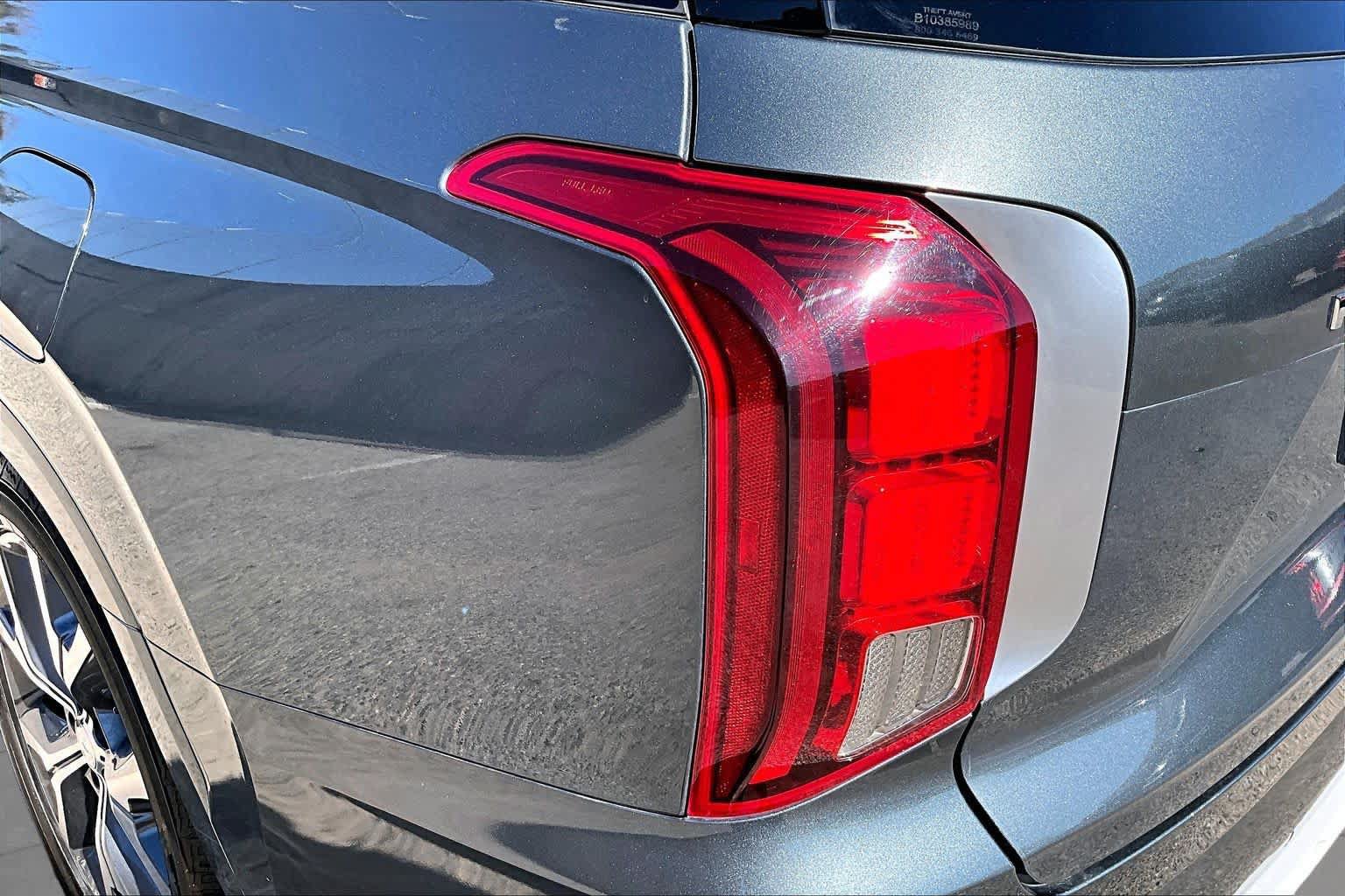 Used 2022 Hyundai Palisade Limited w/ Cargo Package AWD/4WD image 28