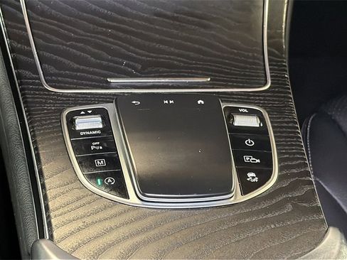 Used 2021 Mercedes-Benz GLC 300 4MATIC w/ AMG Line image 23