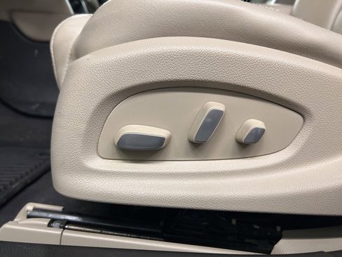 Used 2018 Cadillac XTS Luxury w/ Driver Awareness Package image 27