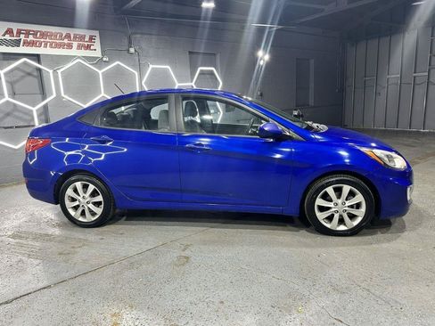Used 2013 Hyundai Accent GLS w/ Premium Pkg FWD image 6