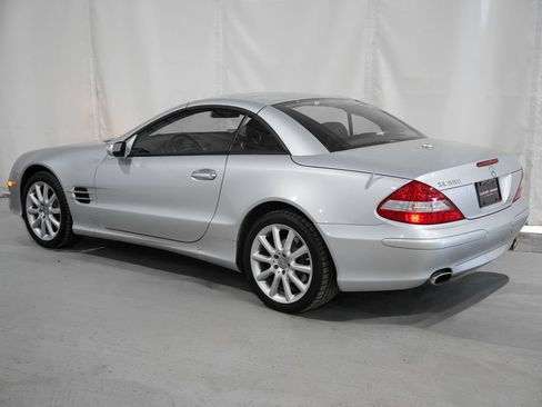 Used 2008 Mercedes-Benz SL 550 image 3