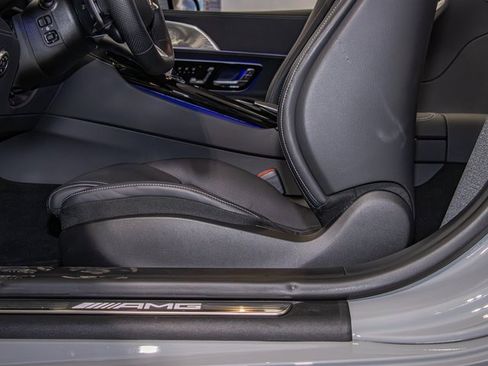 Certified 2023 Mercedes-Benz SL 55 AMG 4MATIC image 17