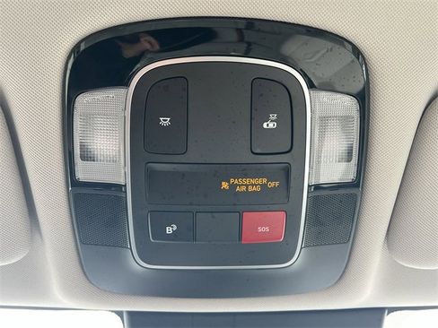 Certified 2025 Hyundai Sonata SEL image 23