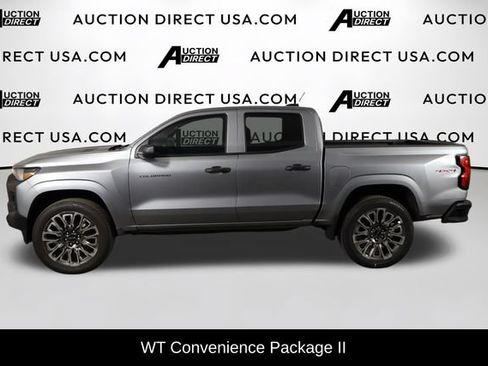 Used 2026 Chevrolet Colorado W/T w/ Advanced Trailering Package AWD/4WD image 5