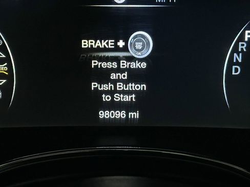 Used 2019 Jeep Grand Cherokee Laredo image 59