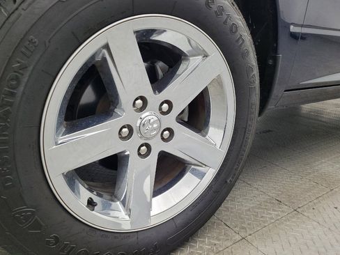 Used 2017 RAM 1500 Express image 31