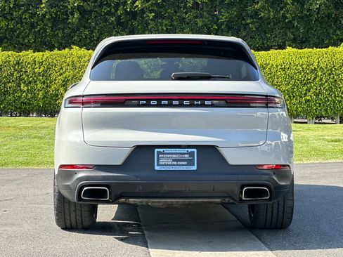 Used 2025 Porsche Cayenne image 7