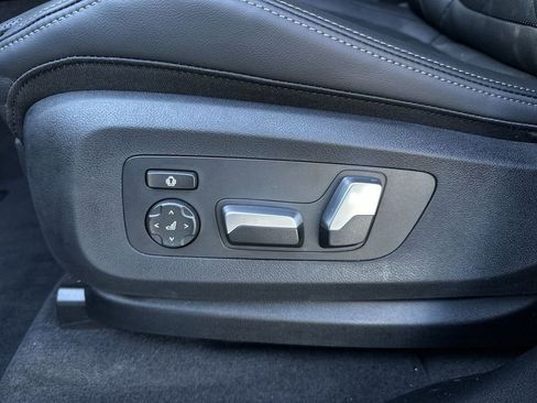 New 2026 BMW X5 xDrive40i w/ Parking Assistance Package image 16