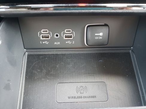 New 2025 Jeep Grand Cherokee Laredo X w/ Luxury Tech Group I AWD/4WD image 19