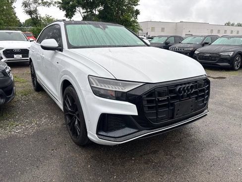 Used 2019 Audi Q8 Prestige w/ Year 1 Package AWD/4WD image 10