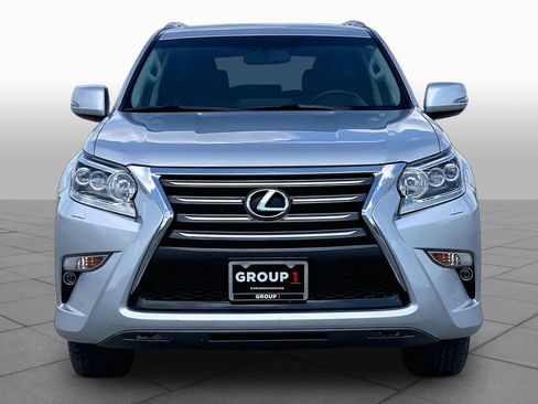 Used 2015 Lexus GX 460 w/ Premium Package AWD/4WD image 4