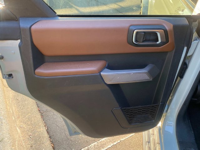 Used 2022 Ford Bronco Outer Banks AWD/4WD image 10