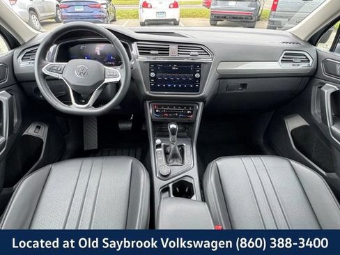 Certified 2024 Volkswagen Tiguan SE AWD/4WD image 14