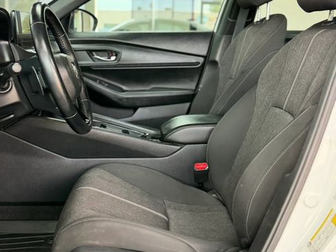 Used 2025 Honda Accord Sport image 17