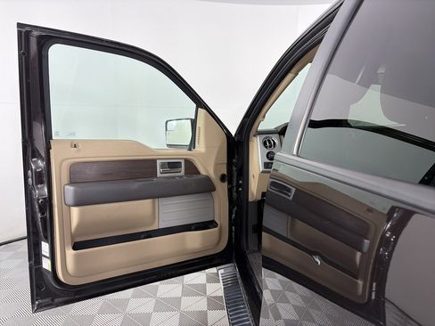 Used 2014 Ford F150 Lariat w/ Equipment Group 501A Mid image 10