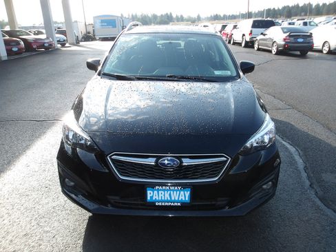 Used 2019 Subaru Impreza 2.0i Premium image 8