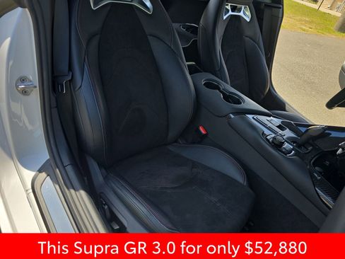 Used 2023 Toyota Supra image 16