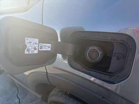 Used 2025 Ford Bronco Sport Big Bend w/ Convenience Package image 28