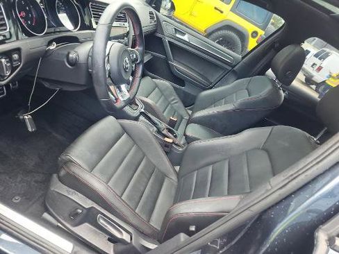 Used 2019 Volkswagen GTI SE FWD image 6