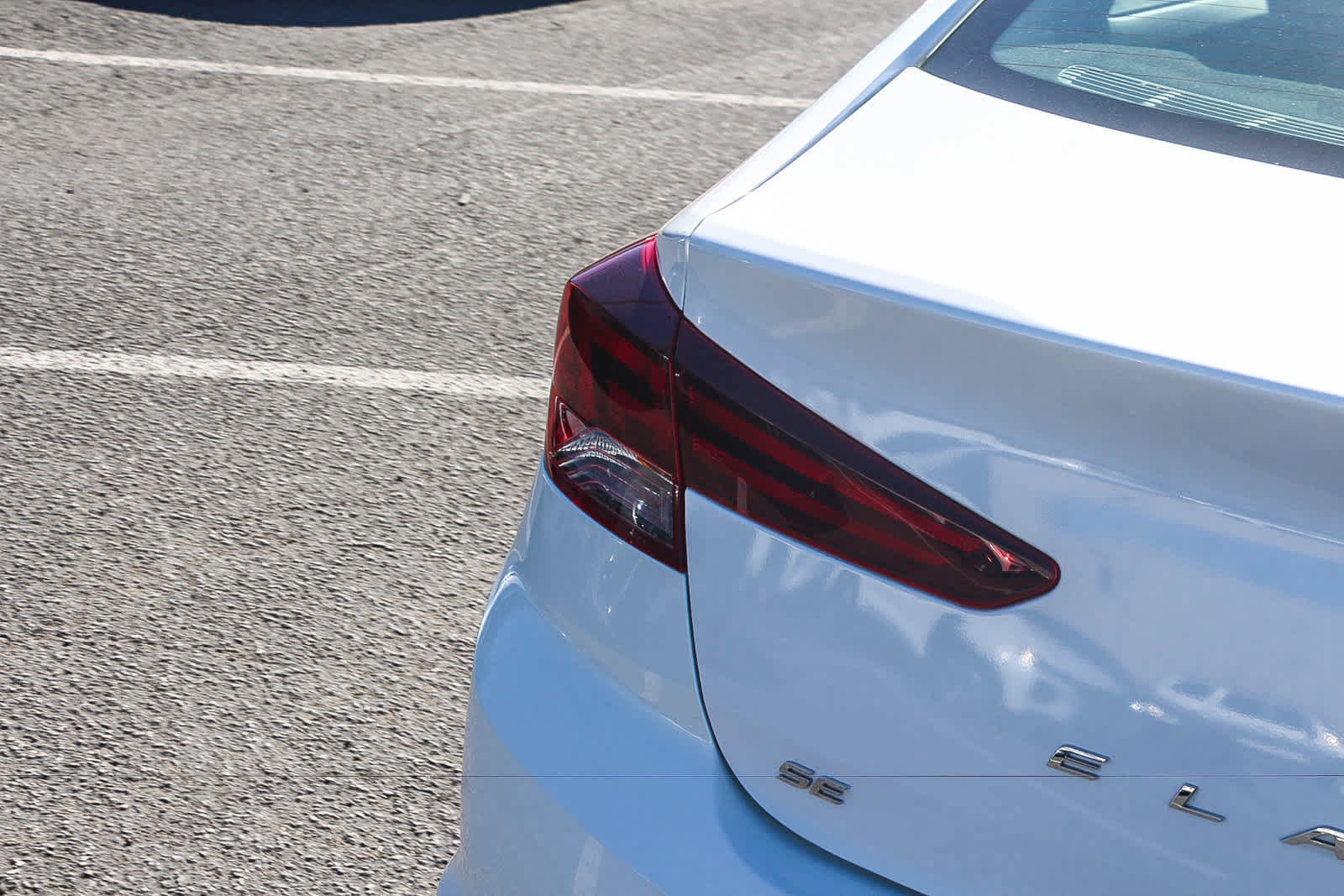Used 2019 Hyundai Elantra SE w/ Cargo Package FWD image 8