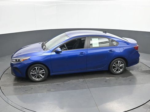 Used 2024 Kia Forte LXS image 41