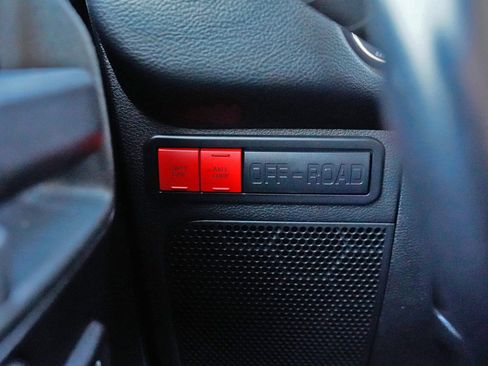 Used 2017 Jeep Wrangler Unlimited Rubicon image 22